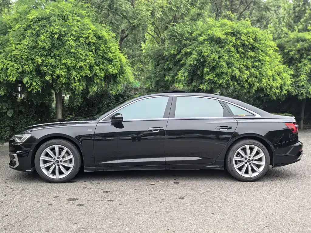 Audi A6L 2023 — фото 3
