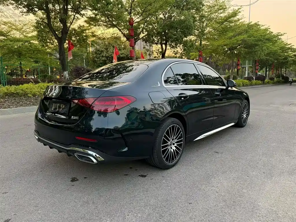 Mercedes-Benz C-Class 2023 — фото 6