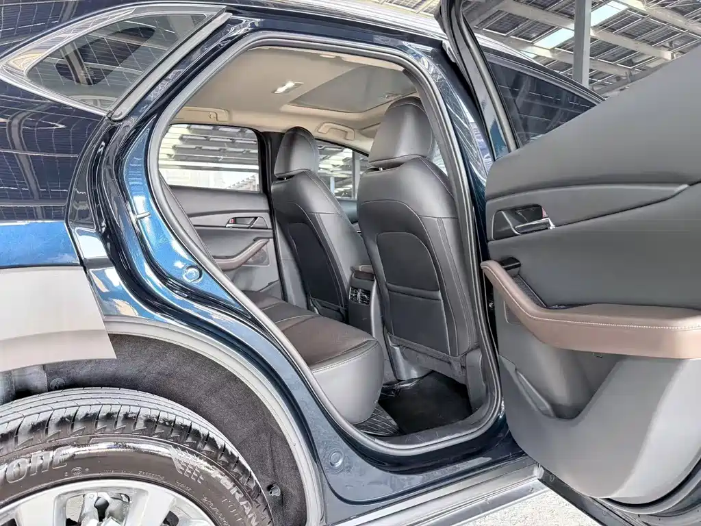 Mazda CX-30 2024