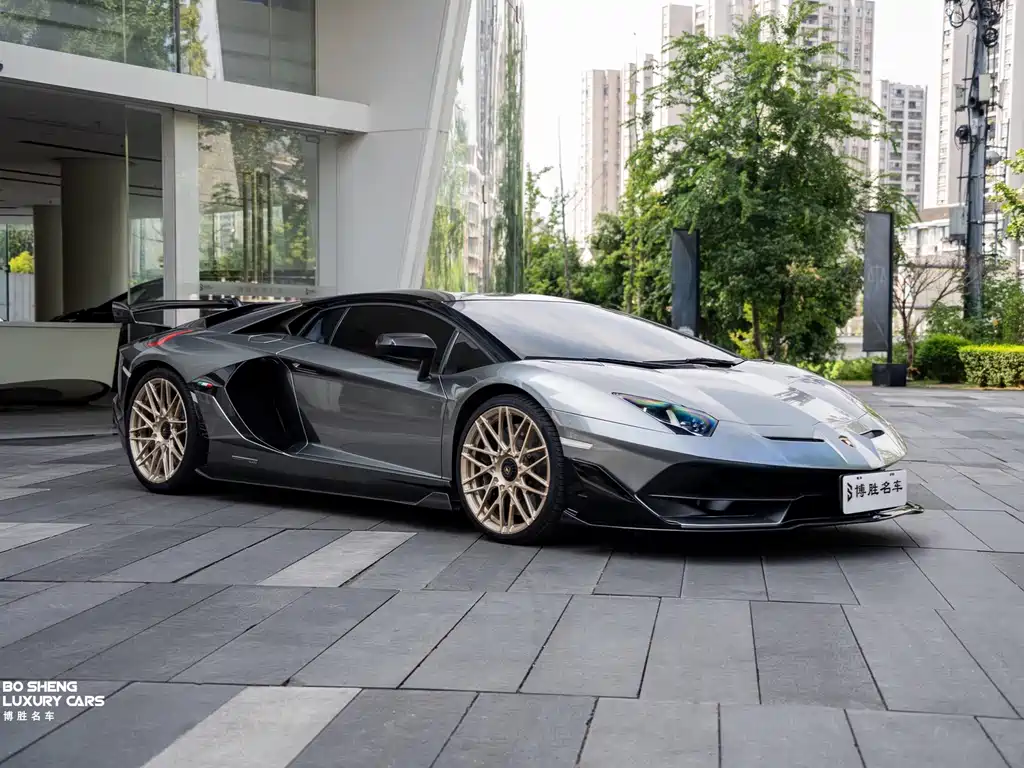 Lamborghini Aventador 2019 — фото 33