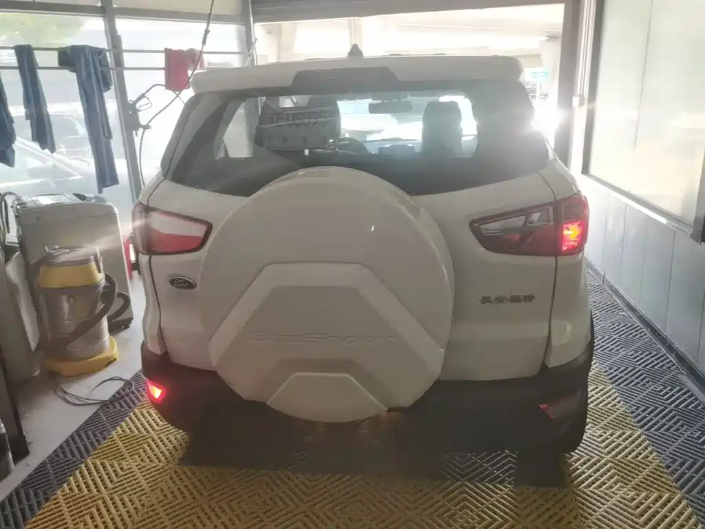 Ford EcoSport 2019 — фото 6