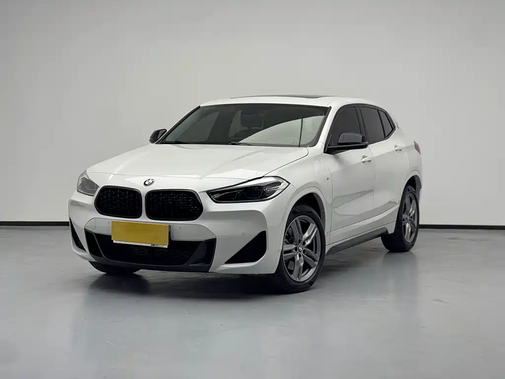 BMW X2 2024 — фото 1