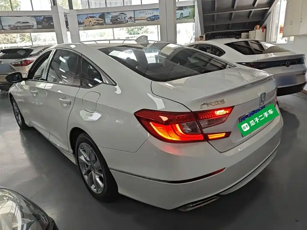 Honda Accord 2020 — фото 5