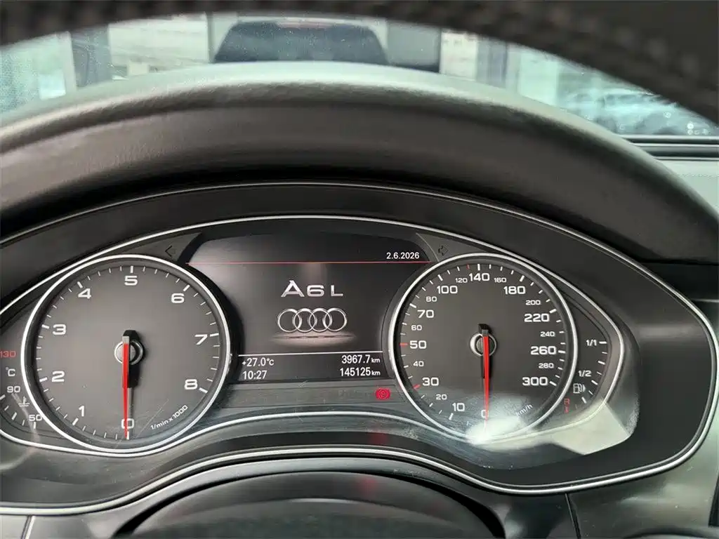 Audi A6L 2015 — фото 10