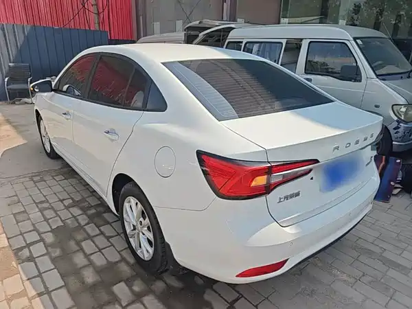 Roewe i5 2021