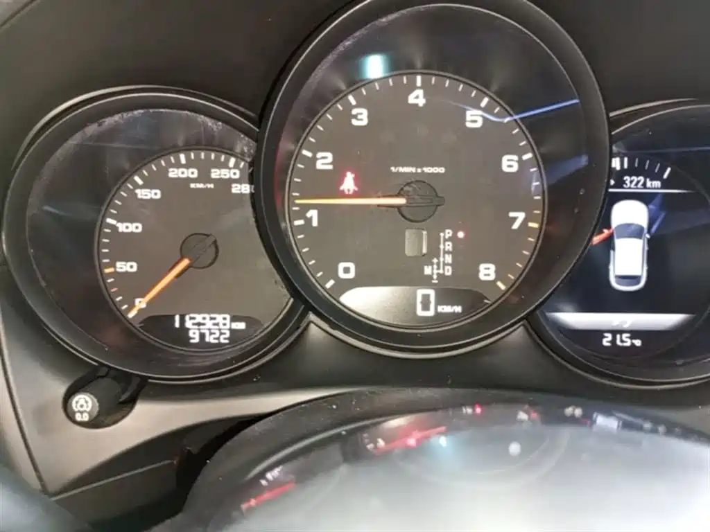 Porsche Macan 2015 — фото 12