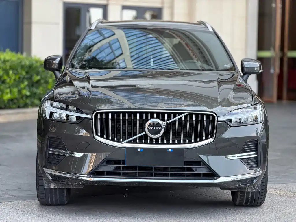Volvo XC60 2022