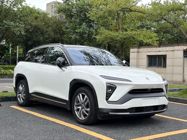 NIO ES6 2021