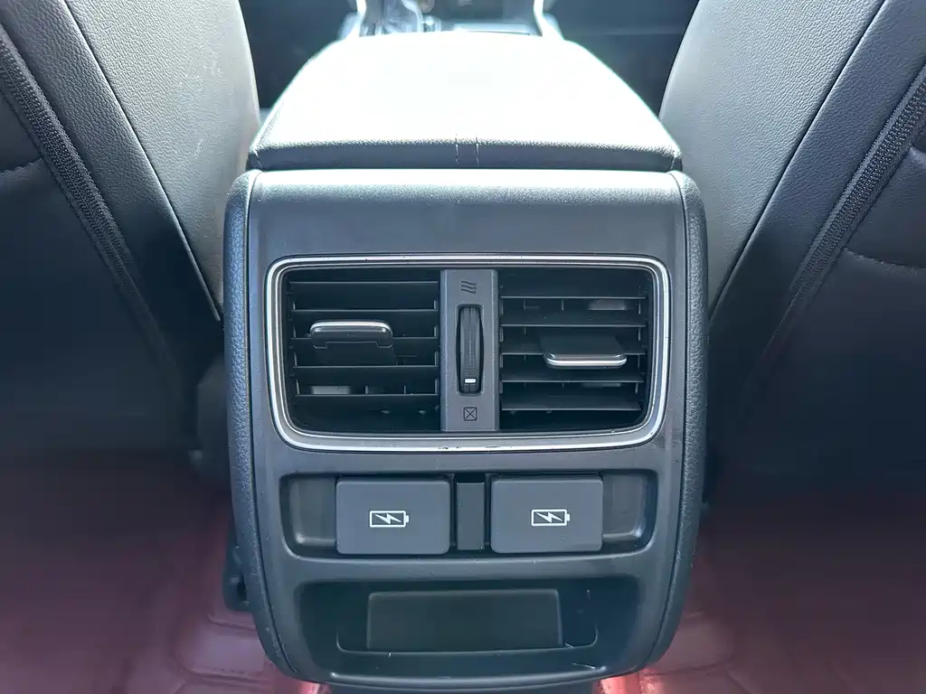 Honda Accord 2022 — фото 15