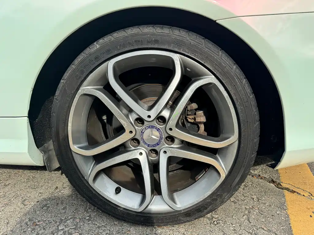 Mercedes-Benz E-Class 2015 — фото 17