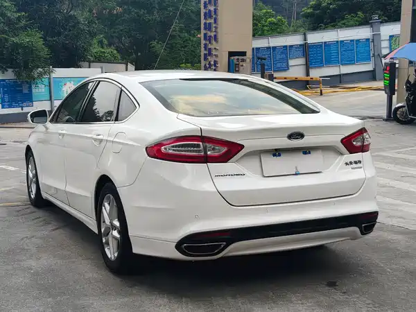 Ford Mondeo 2015