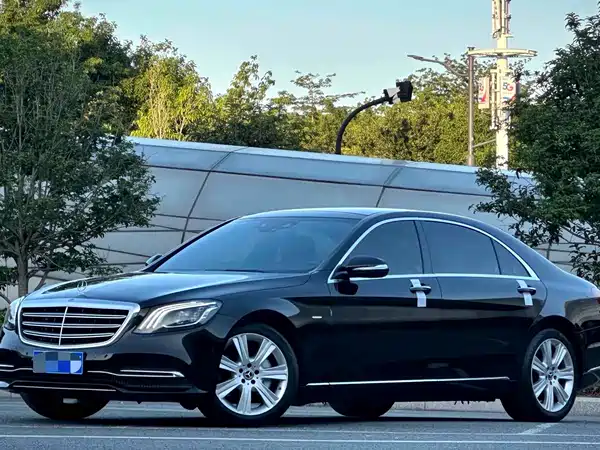 Mercedes-Benz S-Class 2020