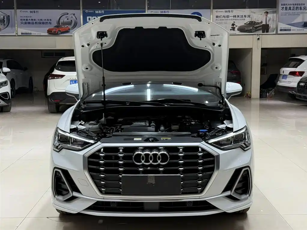 Audi Q3 2023 — фото 7