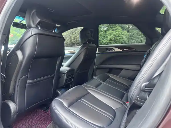 Lincoln MKZ 2019