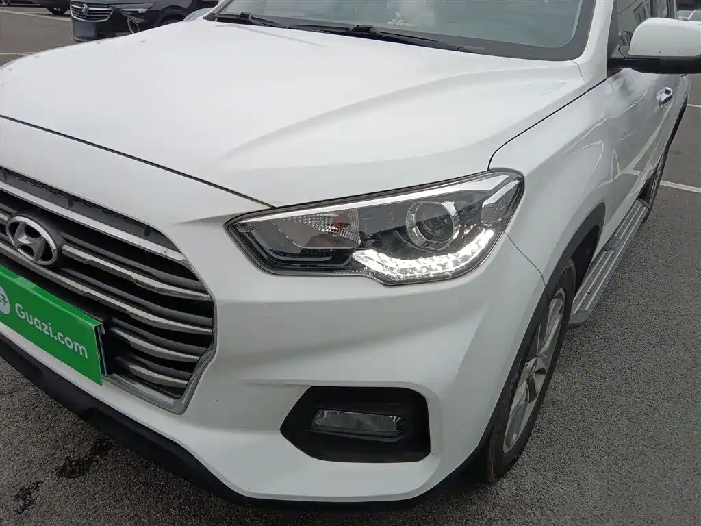 Hyundai ix35 2019 — фото 18
