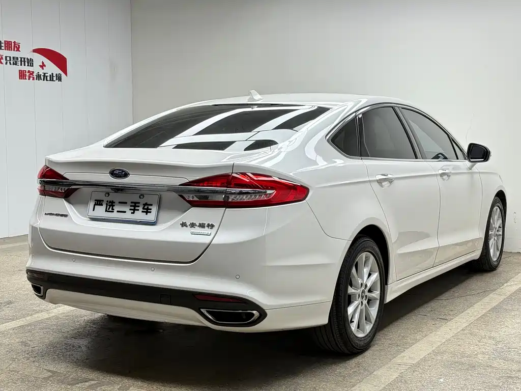 Ford Mondeo 2018 — фото 5