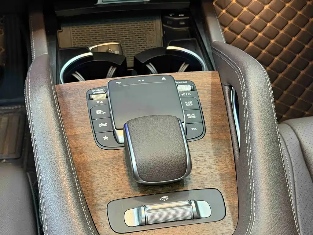 Mercedes-Benz GLE 2020 — фото 11