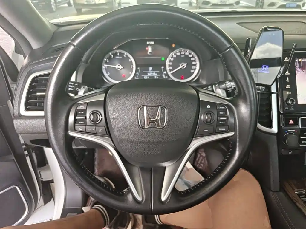 Honda UR-V 2018 — фото 11