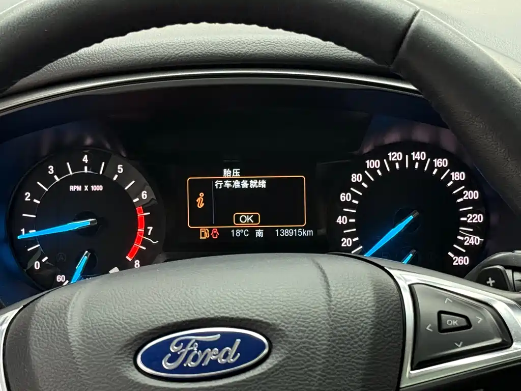 Ford Mondeo 2018 — фото 14