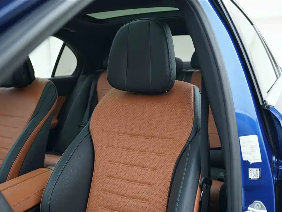 Mercedes-Benz C-Class 2022 — фото 14