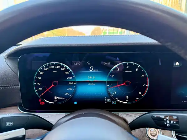 Mercedes-Benz E-Class 2023