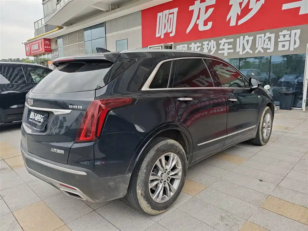 Cadillac XT5 2023 — фото 3