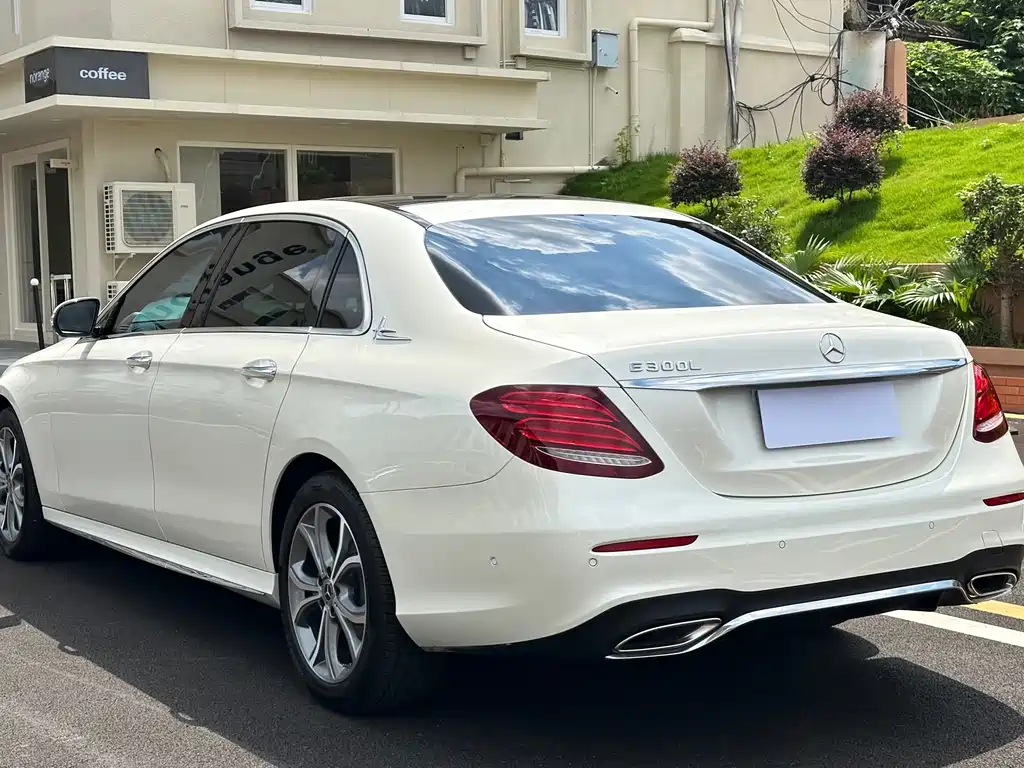 Mercedes-Benz E-Class 2020