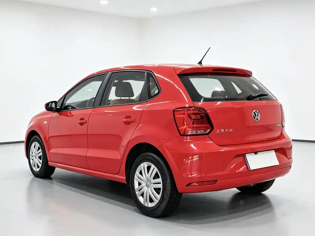 Volkswagen Polo 2016 — фото 12