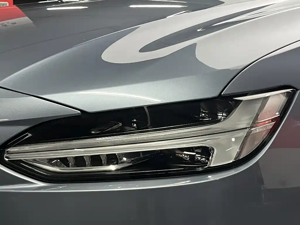 Volvo S90 2018 — фото 6