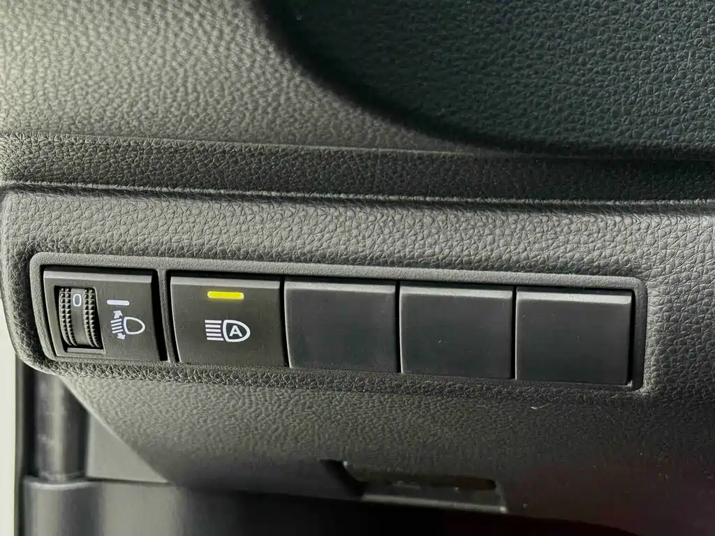 Toyota Corolla 2022 — фото 15