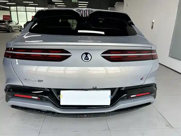Denza Z9GT 2025