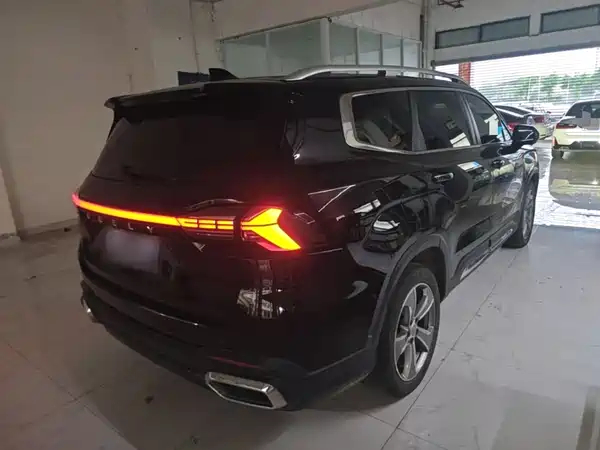 Geely Haoyue L 2023