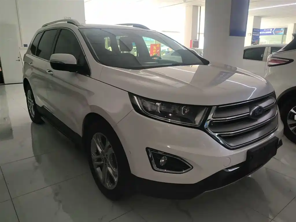 Ford Edge 2018 — фото 4