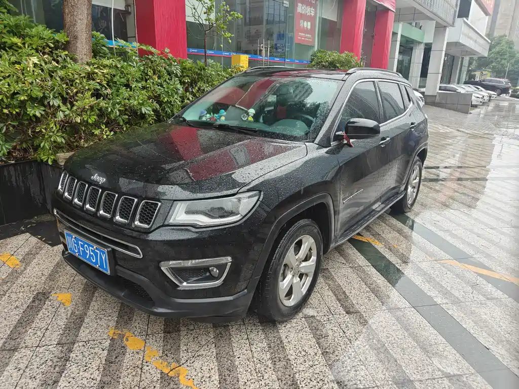 Jeep Compass 2020 — фото 1