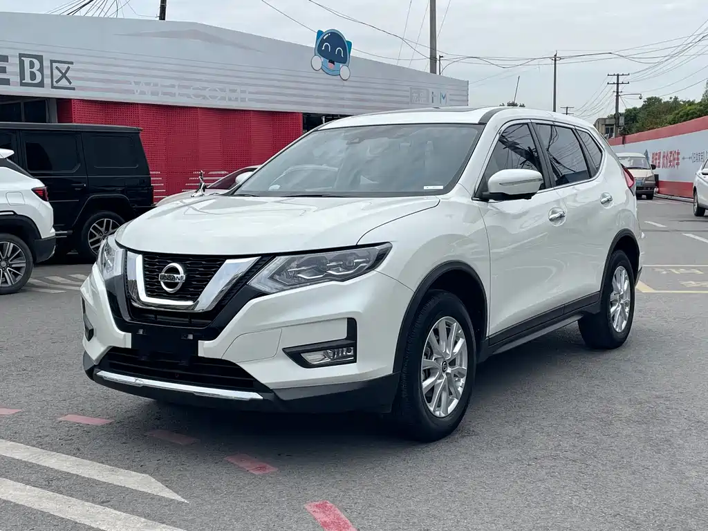 Nissan X-Trail 2023 — фото 1