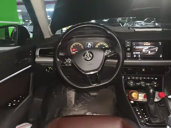 Volkswagen Lavida 2020