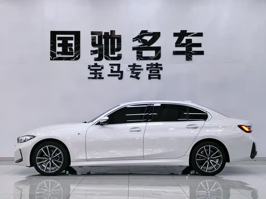 BMW 3 Series 2024