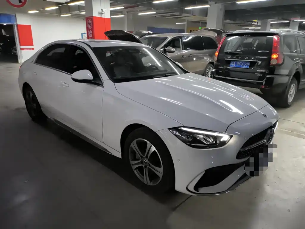 Mercedes-Benz C-Class 2021