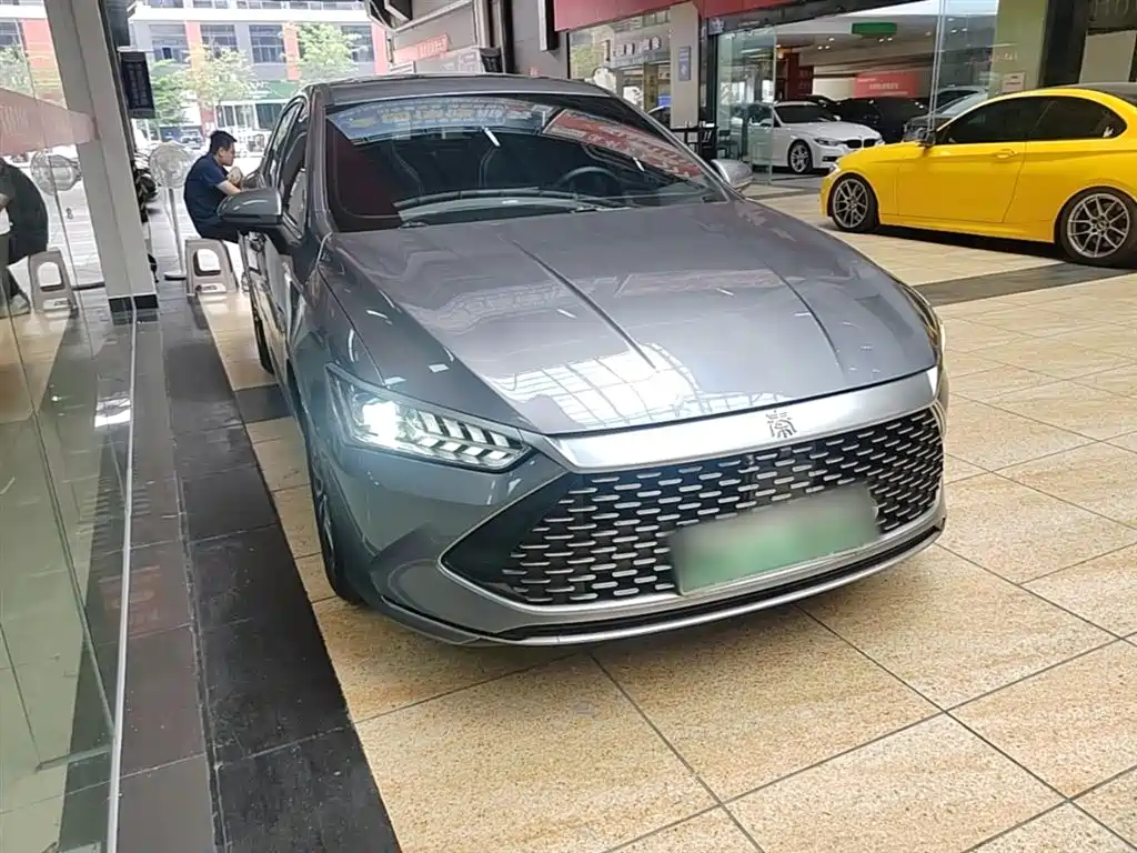 BYD Qin PLUS 2022 — фото 4