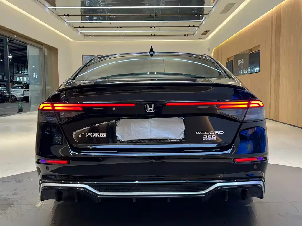 Honda Accord 2023 — фото 22