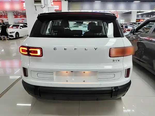 Geely ICON 2025