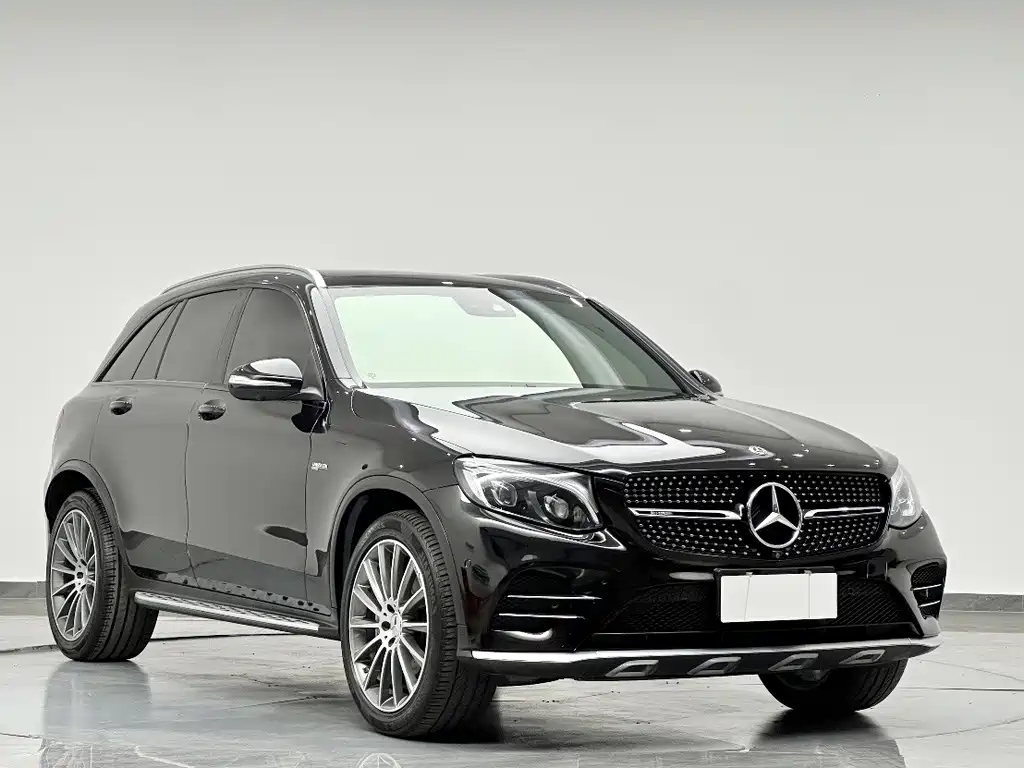 Mercedes-Benz GLC AMG 2019 — фото 11