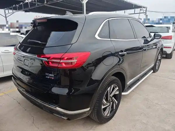 Hongqi HS5 2022