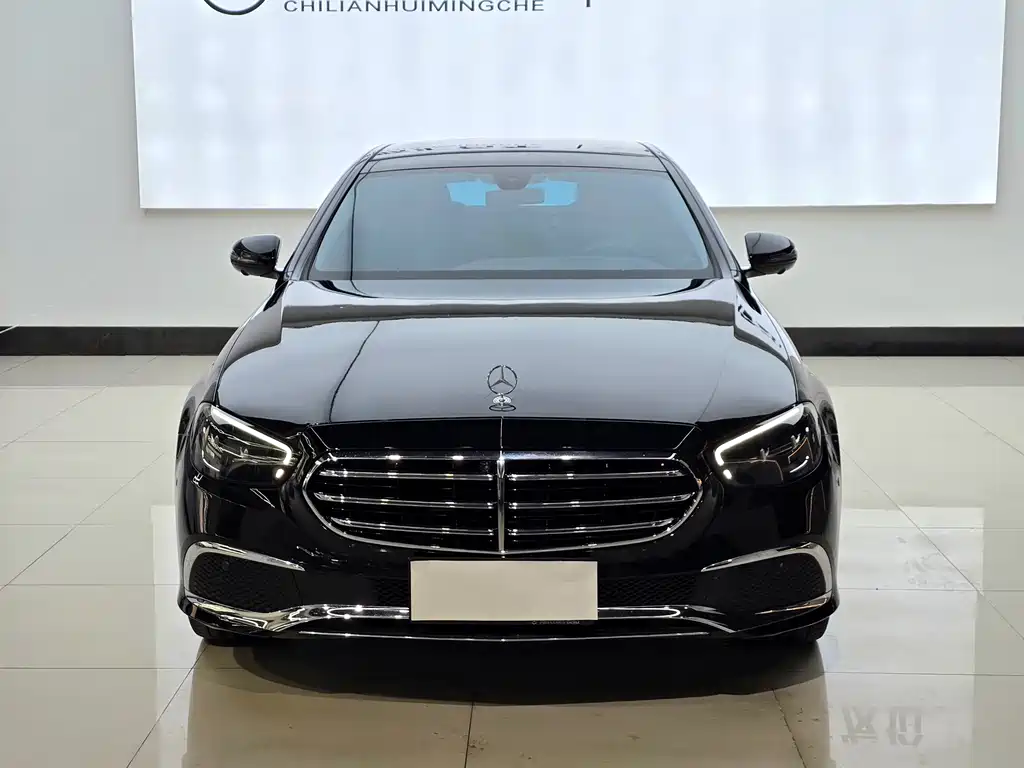 Mercedes-Benz E-Class 2023 — фото 2