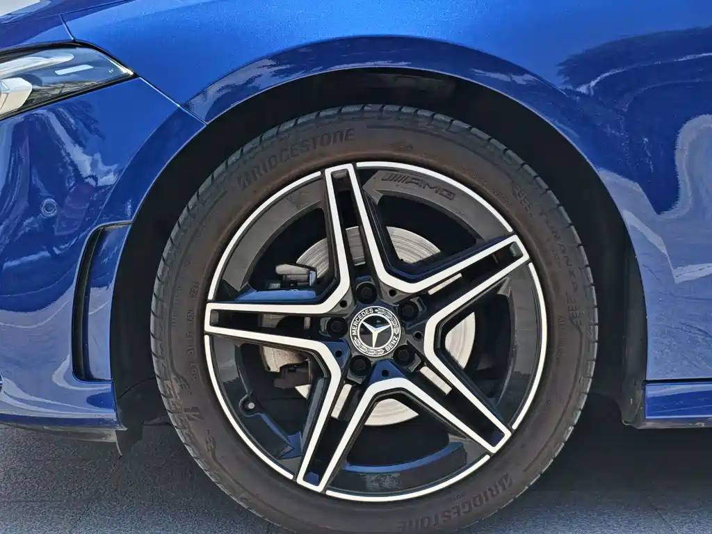 Mercedes-Benz A-Class 2022 — фото 11
