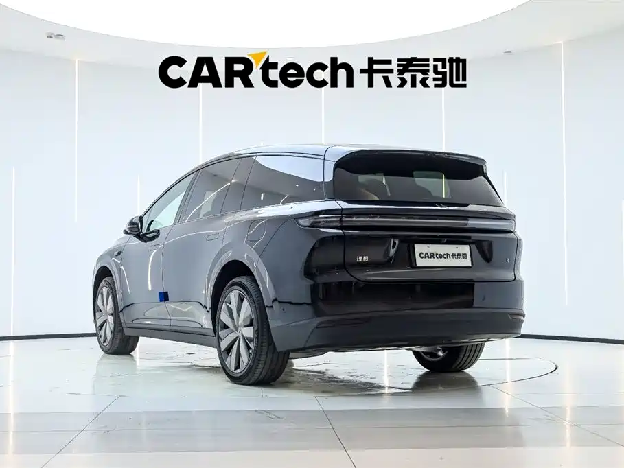 Li Auto i8 2025 — фото 41
