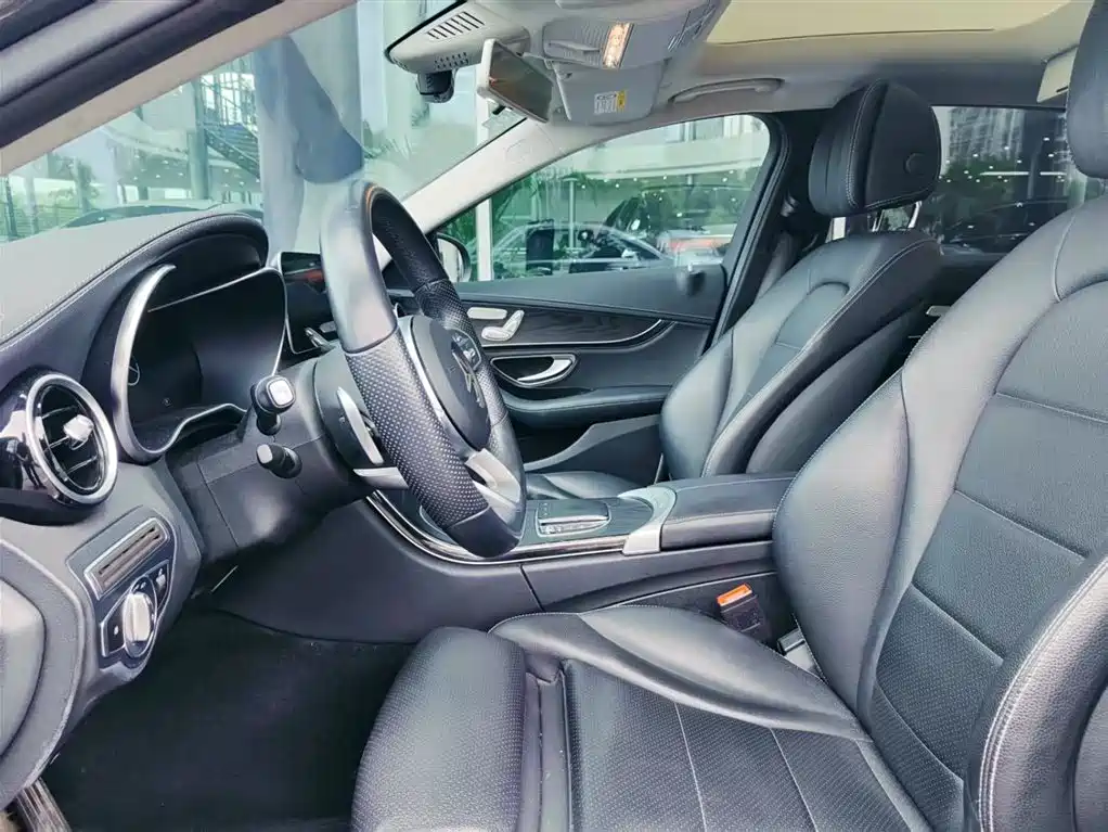 Mercedes-Benz C-Class 2020 — фото 10
