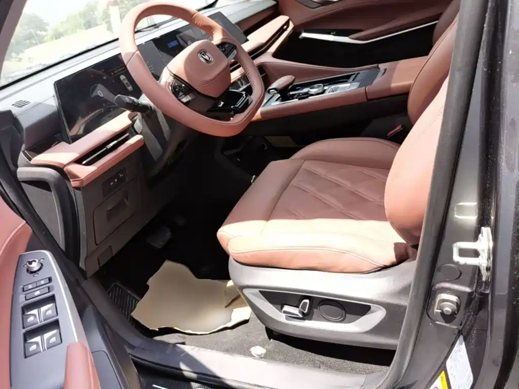 Changan CS75PLUS 2023 — фото 15