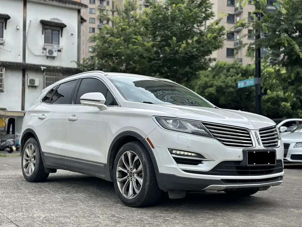 Lincoln MKC 2015