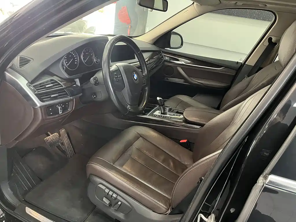 BMW X5 2015 — фото 15